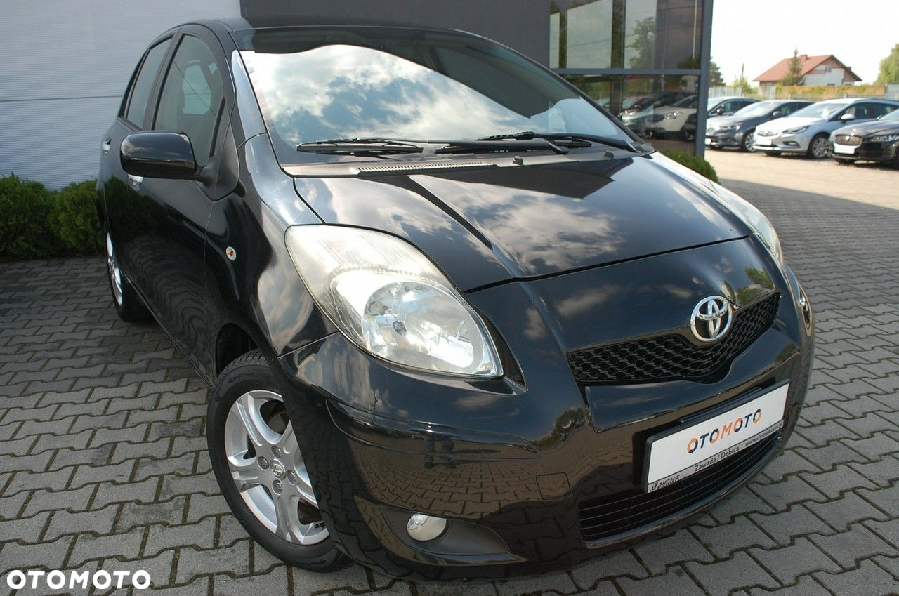 Toyota Yaris - 15