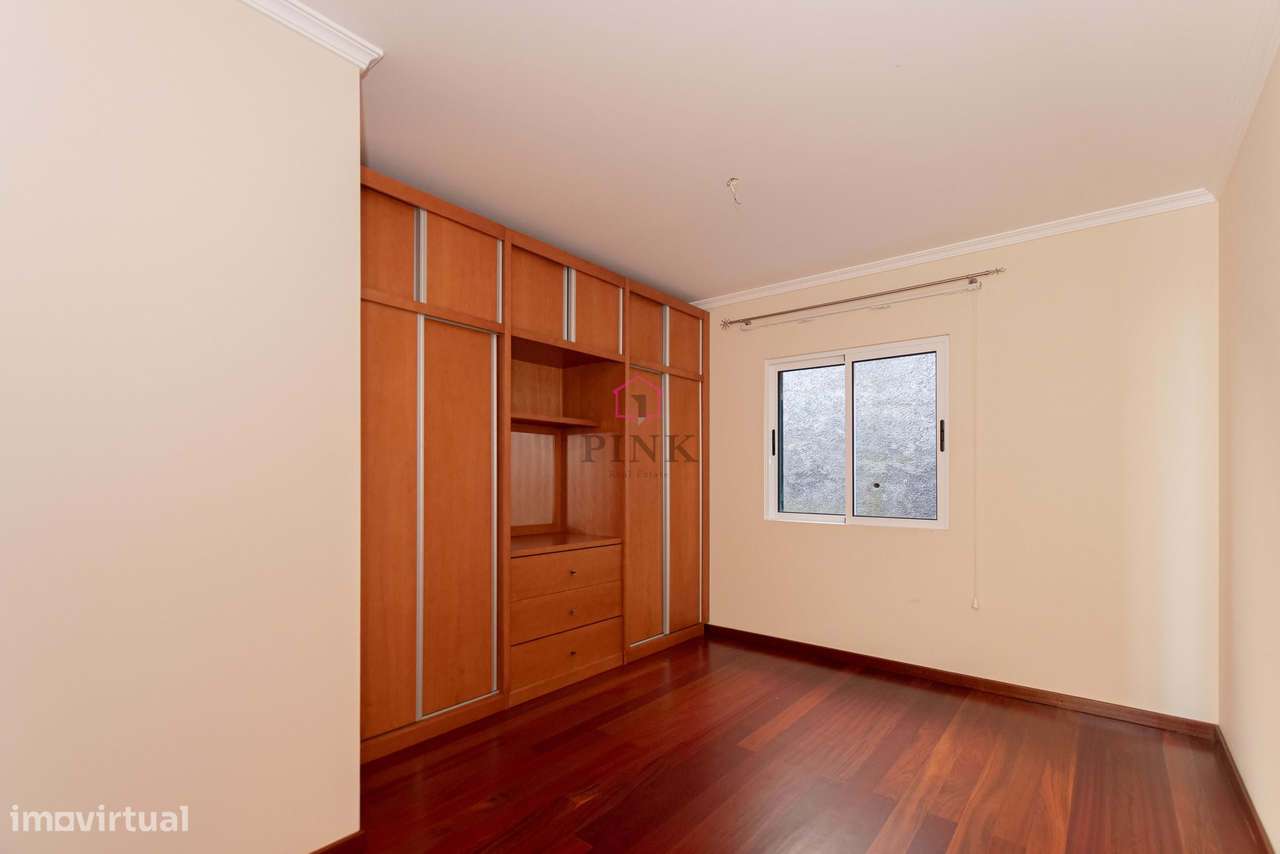 Calheta | Moradia T3 com Vista Mar e Terreno Extra-25