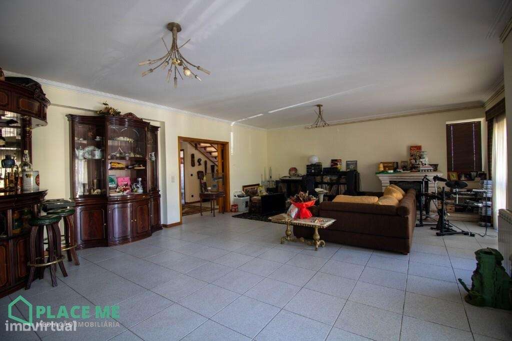 Moradia Individual com 865,40m2 em Palmeira, Braga - Grande imagem: 5/19