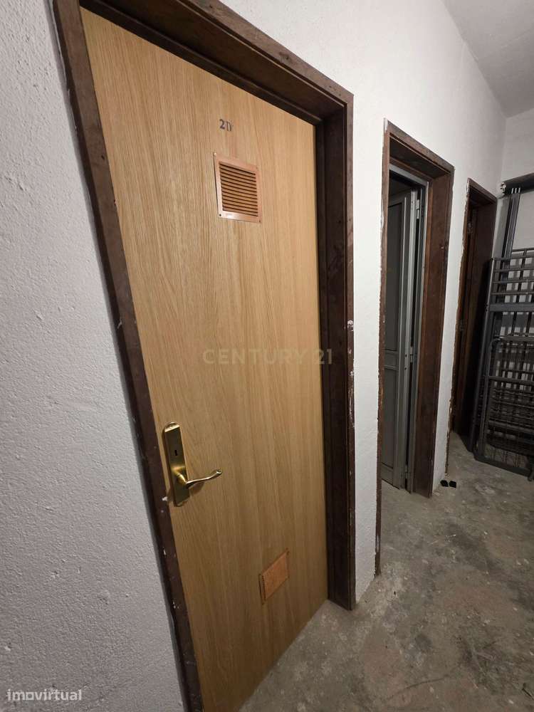 Sintra - Rio de Mouro, Apartamento T2 renovado-32