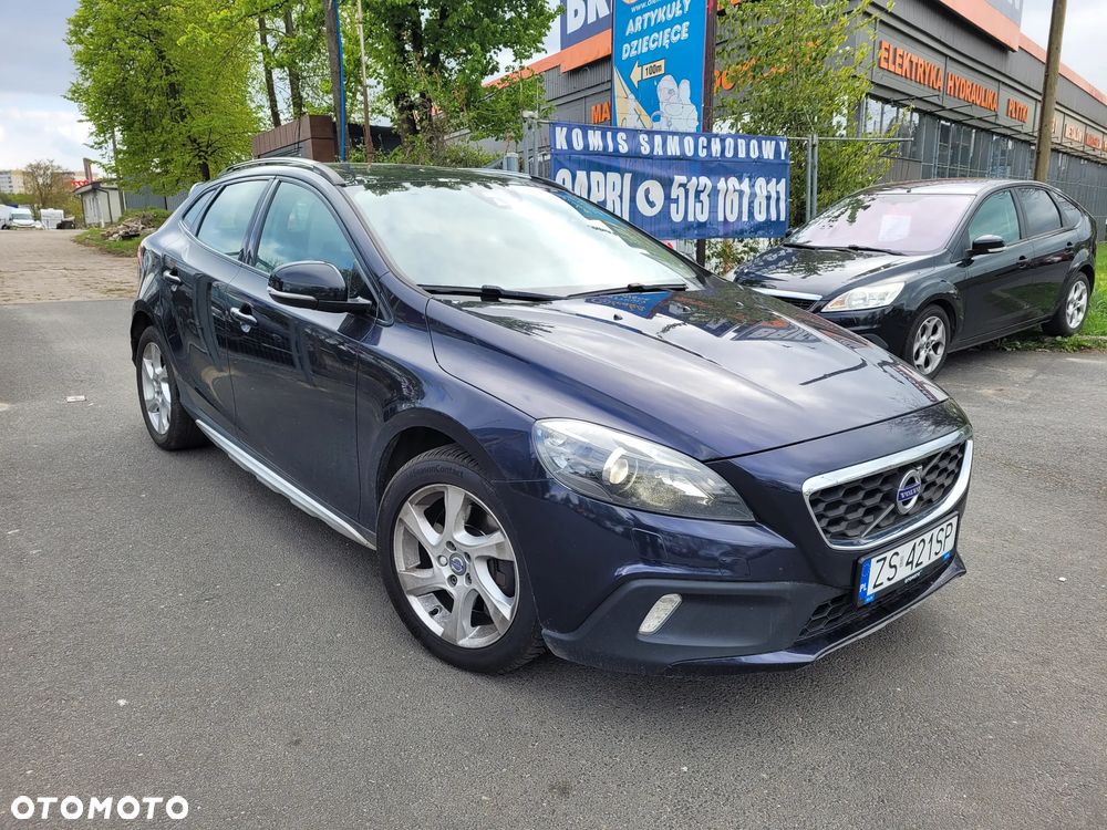 Volvo V40