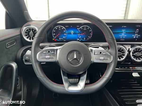 Mercedes-Benz CLA 200 4Matic 8G-DCT AMG Line - 12