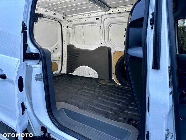 Ford Transit Connect - 21