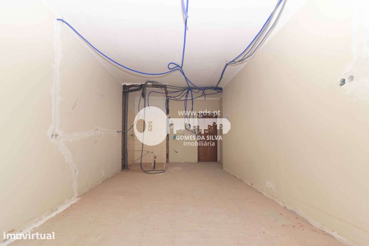 Apartamento T0 Renovado no Coração de Braga – Avenida João XXI - Grande imagem: 5/19