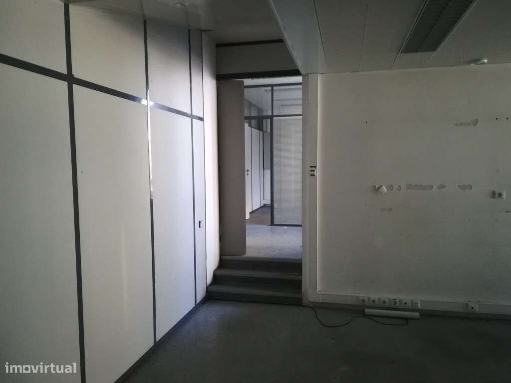 2 Lojas para venda em Mem Martins - Sintra - Grande imagem: 4/7