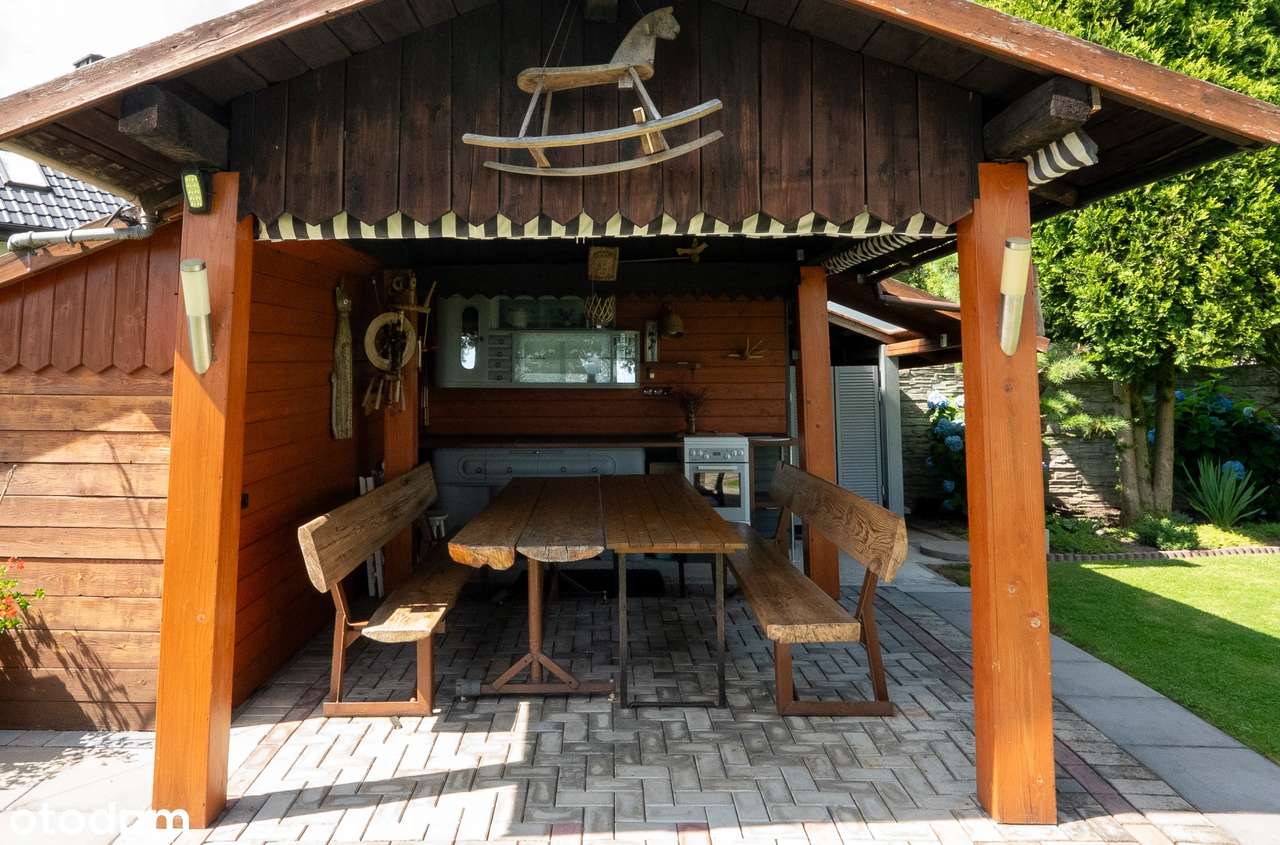 Dom z fotowoltaiką i pięknym ogrodem | 210 m² | widok na góry-15