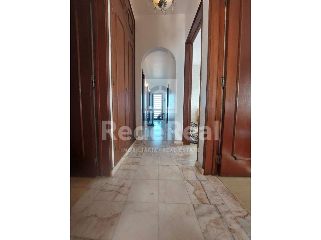 Moradia T5 isolada nos arredores de Olhão-28