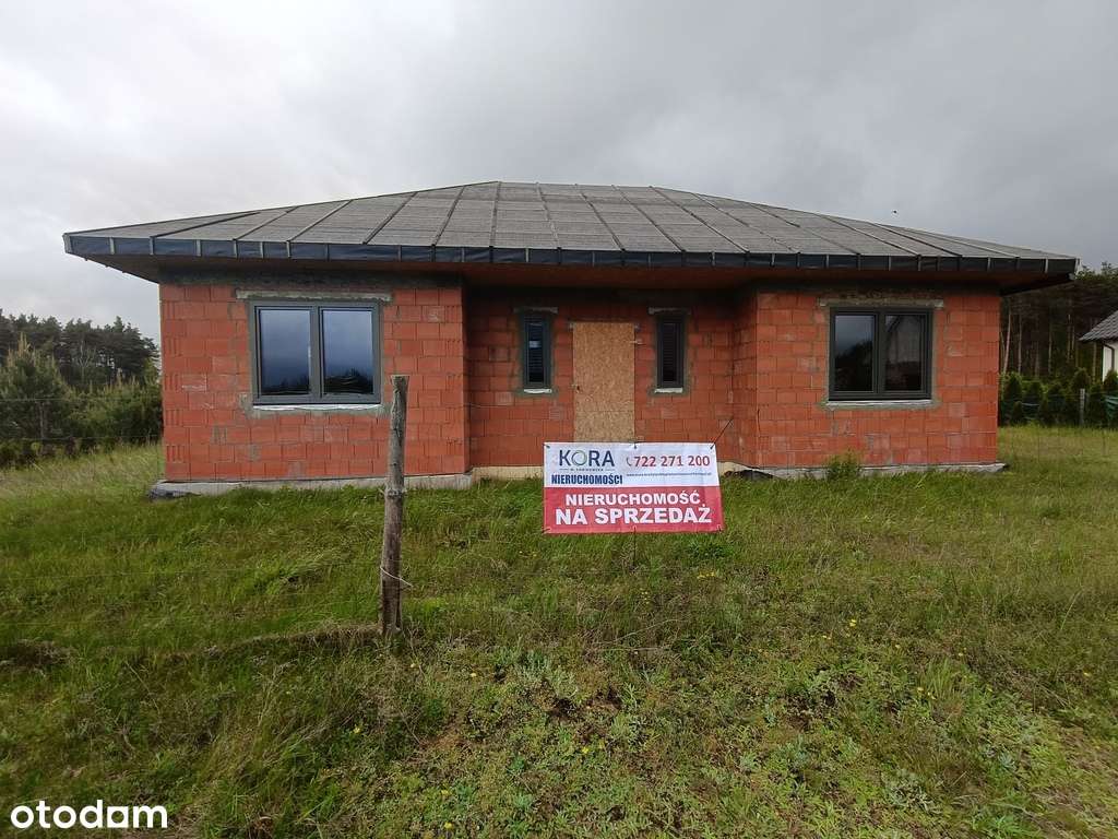 Dom z przestronną działką!-1