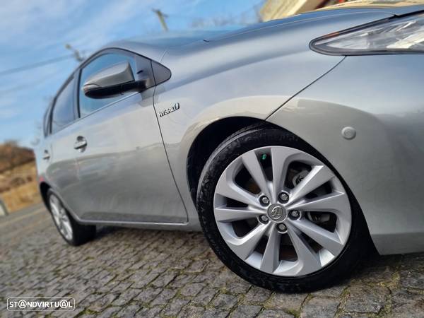 Toyota Auris 1.8 HSD Comfort+J17+Navi - 4