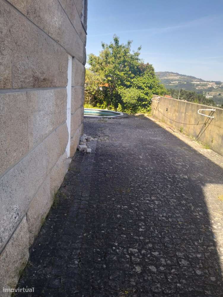 Moradia T3 com piscina e jardim em Amarante - Grande imagem: 5/10