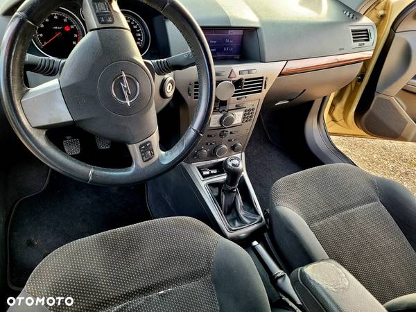 Opel Astra III 1.6 Elegance - 15