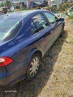 Dezmembrez Renault Laguna 1 - 4