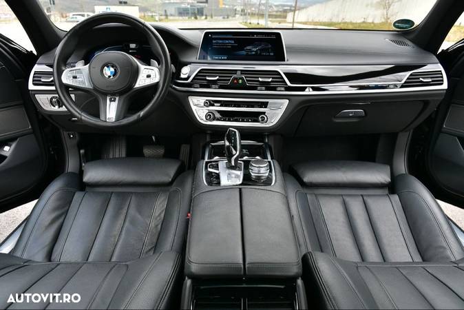 BMW Seria 7 745Le - 28