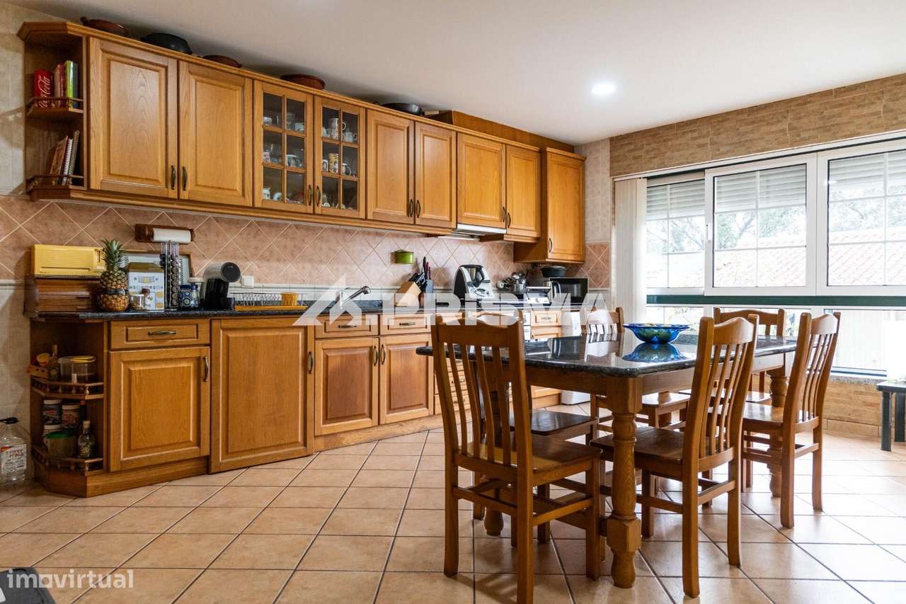 Duplex T3 com Terraço em Alcains – Casa Ideal para Quem Procura Espaço-17