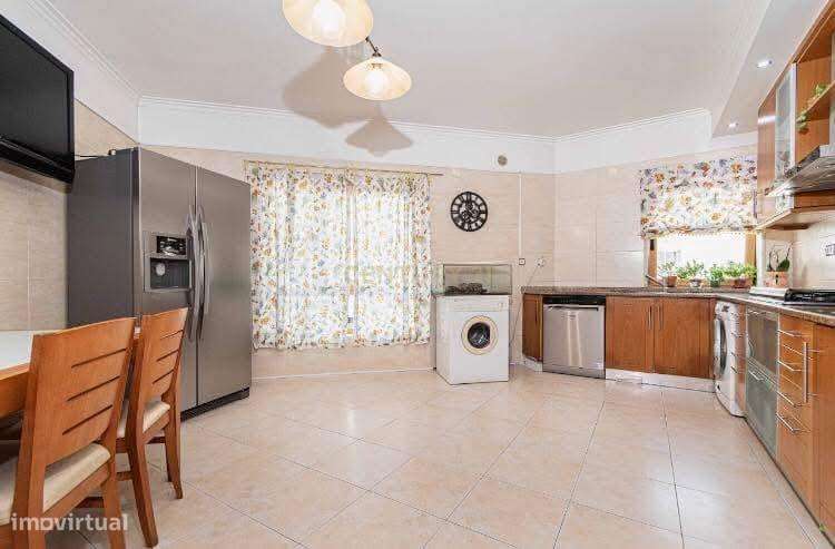 Apartamento T4 no Sobralinho, Alverca do Ribatejo - Grande imagem: 5/10