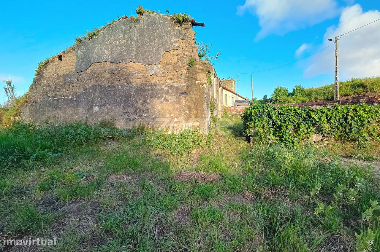 Ruína|+ Terreno Rústico| Alqueidão| Viabilidade de Construção - Grande imagem: 3/21