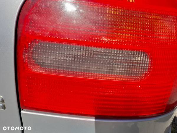 AUDI A3 8L LAMPA PRAWY TYŁ PRAWA TYLNA - 4