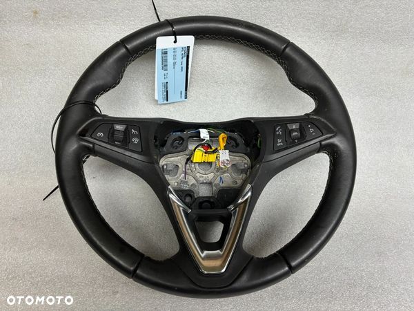 KIEROWNICA SKORA MULTI OPEL ASTRA K V 5 39058749 - 1