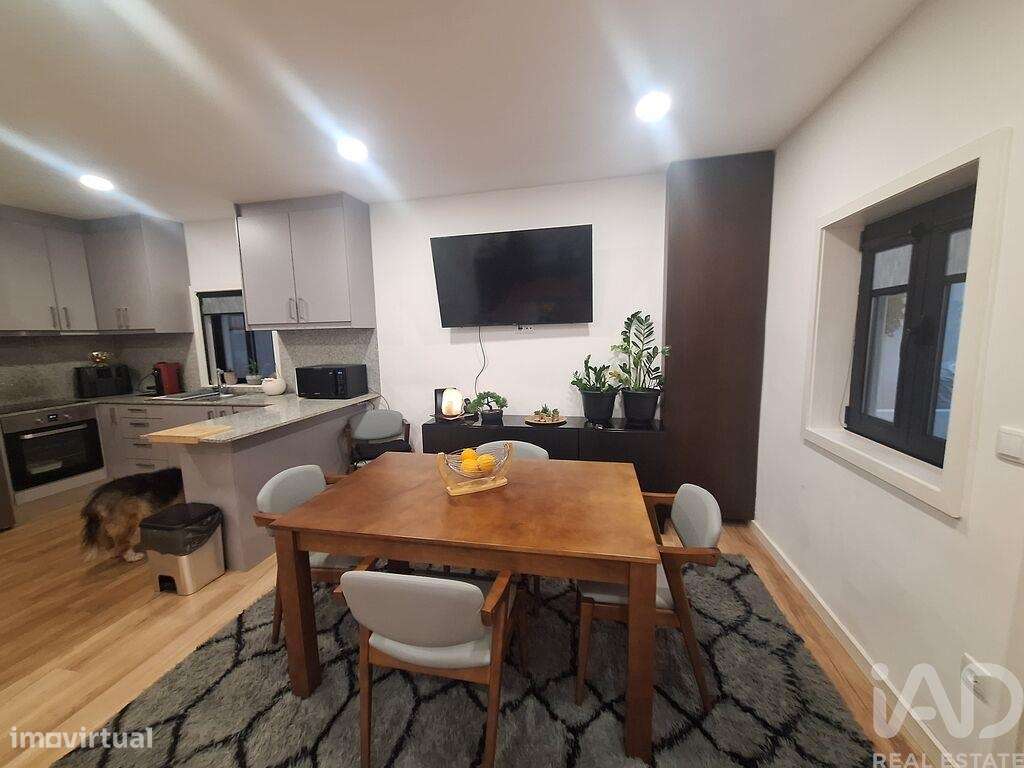 Moradia bi-familiar T3 em Baguim do Monte de 130 m2 - Grande imagem: 5/25