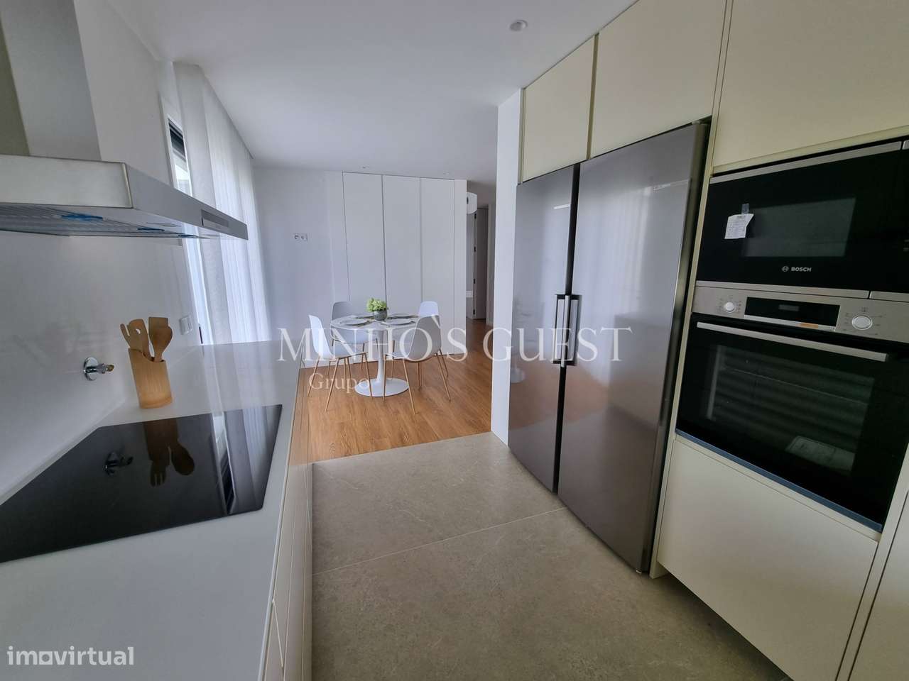 Moradia em Banda c/ 3 Suites e Logradouro - Braga-27