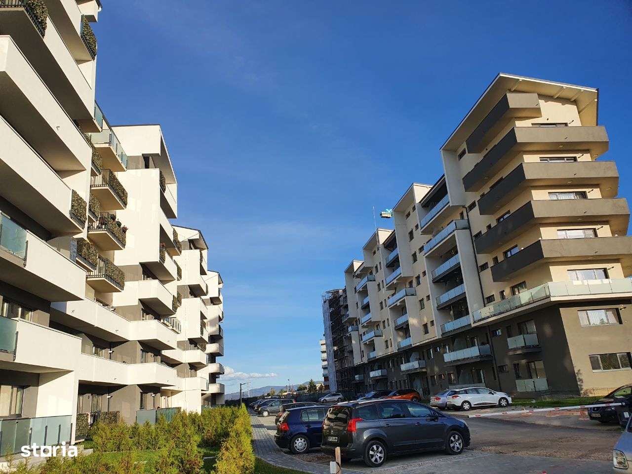 Studio, 43 mp + min. 3 mp balcon, bloc in executie, aprilie 2027-1