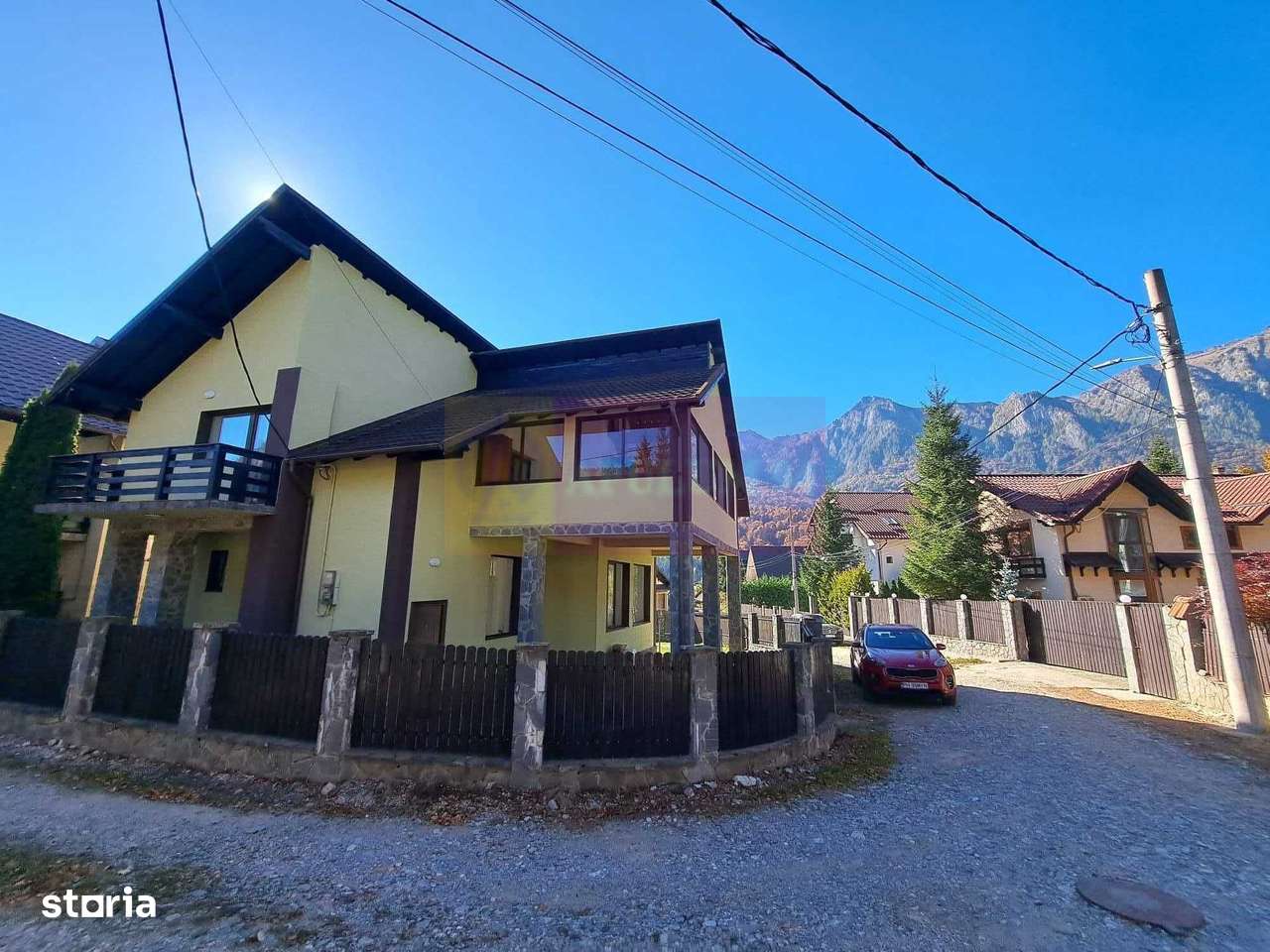 Vila de vanzare in Busteni - Zona Piatra Arsa - Imagine principală: 2/20