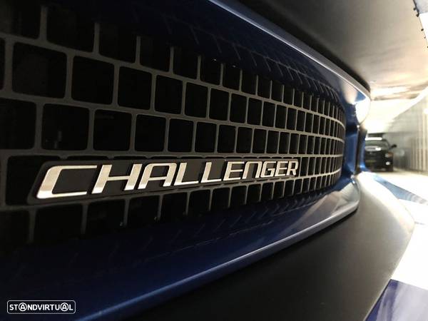 Dodge Challenger 6.4 SRT-8 392 Hemi Inaugural Edition - 51