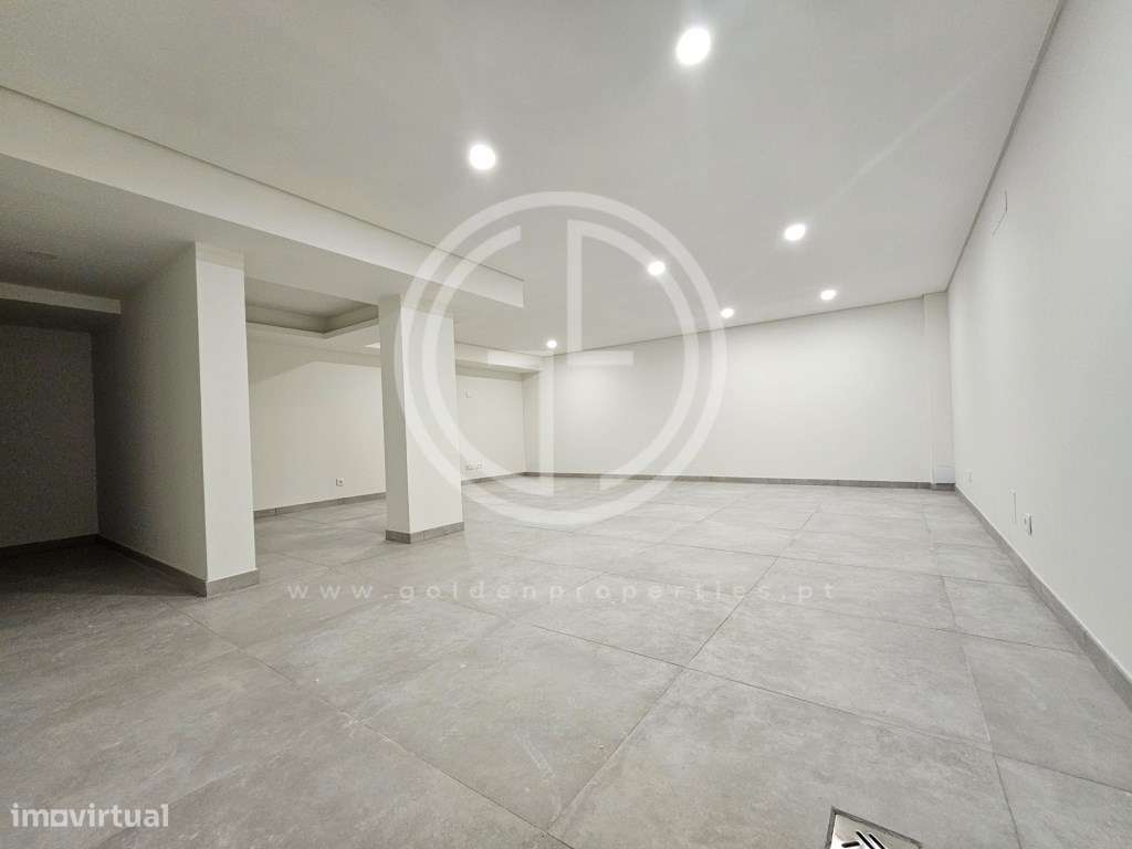 Moradias em Banda T4 em Montenegro, Faro - Grande imagem: 5/93