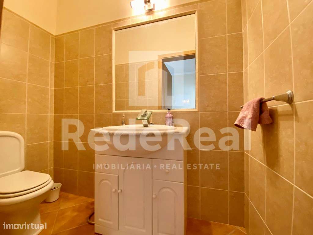 Moradia com Piscina perto da praia-5