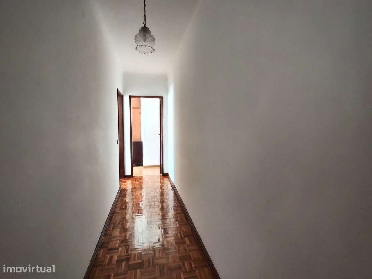 Apartamento T4 / Varandas / Garagem / Leiria centro-18