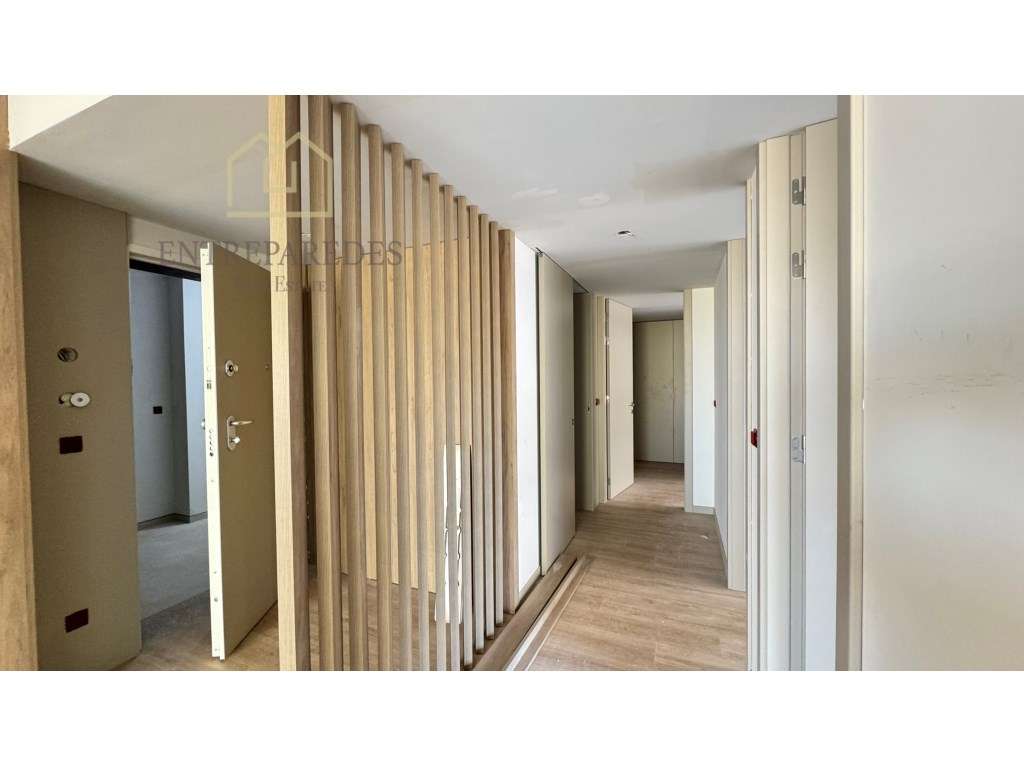 Apartamento T3 com varanda e garagem para comprar em Mafamude - Vil... - Grande imagem: 4/27