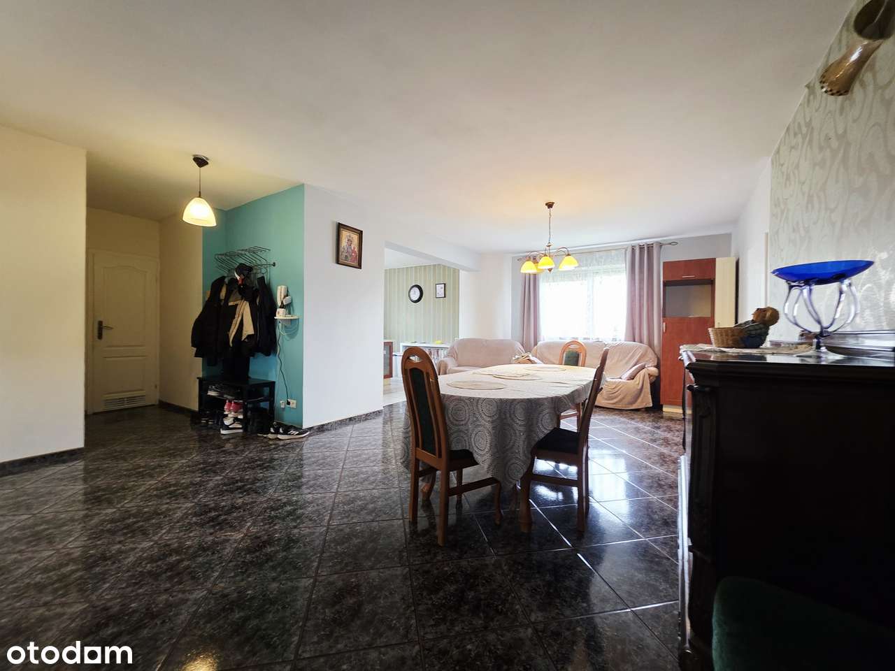 Dom wolnostojący – 3 niezależne mieszkania – Kobierzyce-4