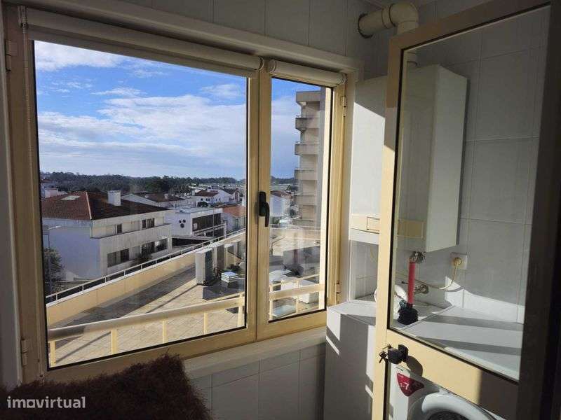 T2 mobilado centro de Santa Maria da Feira - Grande imagem: 5/12