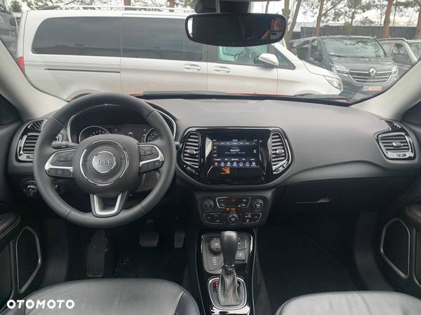 Jeep Compass 1.4 TMair Limited 4WD S&S - 24