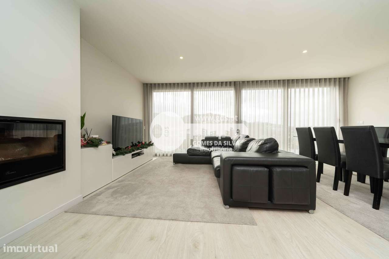 Moradia T3 na Rua do Nascente, Gualtar-16