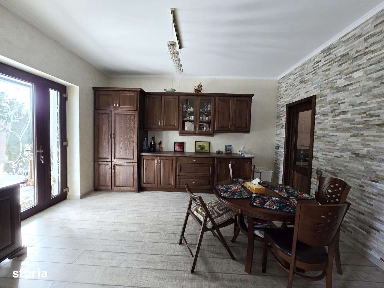 Vila P+1E+M, zona Arcasilor-7