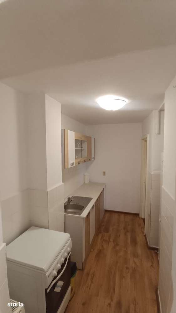 Apartament 3 Camere Decomandat - Zona Cornisa - Imagine principală: 5/5