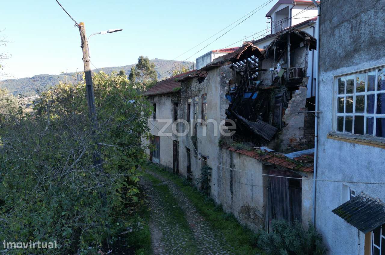 Moradia T4 com Terreno no Casal de São José - ARGANIL - Grande imagem: 2/19