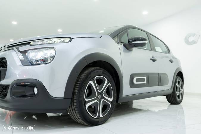 Citroën C3 1.2 PureTech Shine - 17