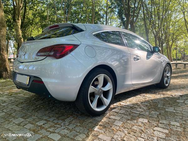 Opel Astra GTC 2.0 CDTi S/S - 2