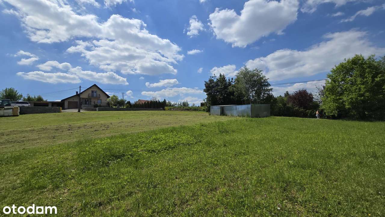 Sprzedam działkę budowlaną w Poznachowicach Górnych-2