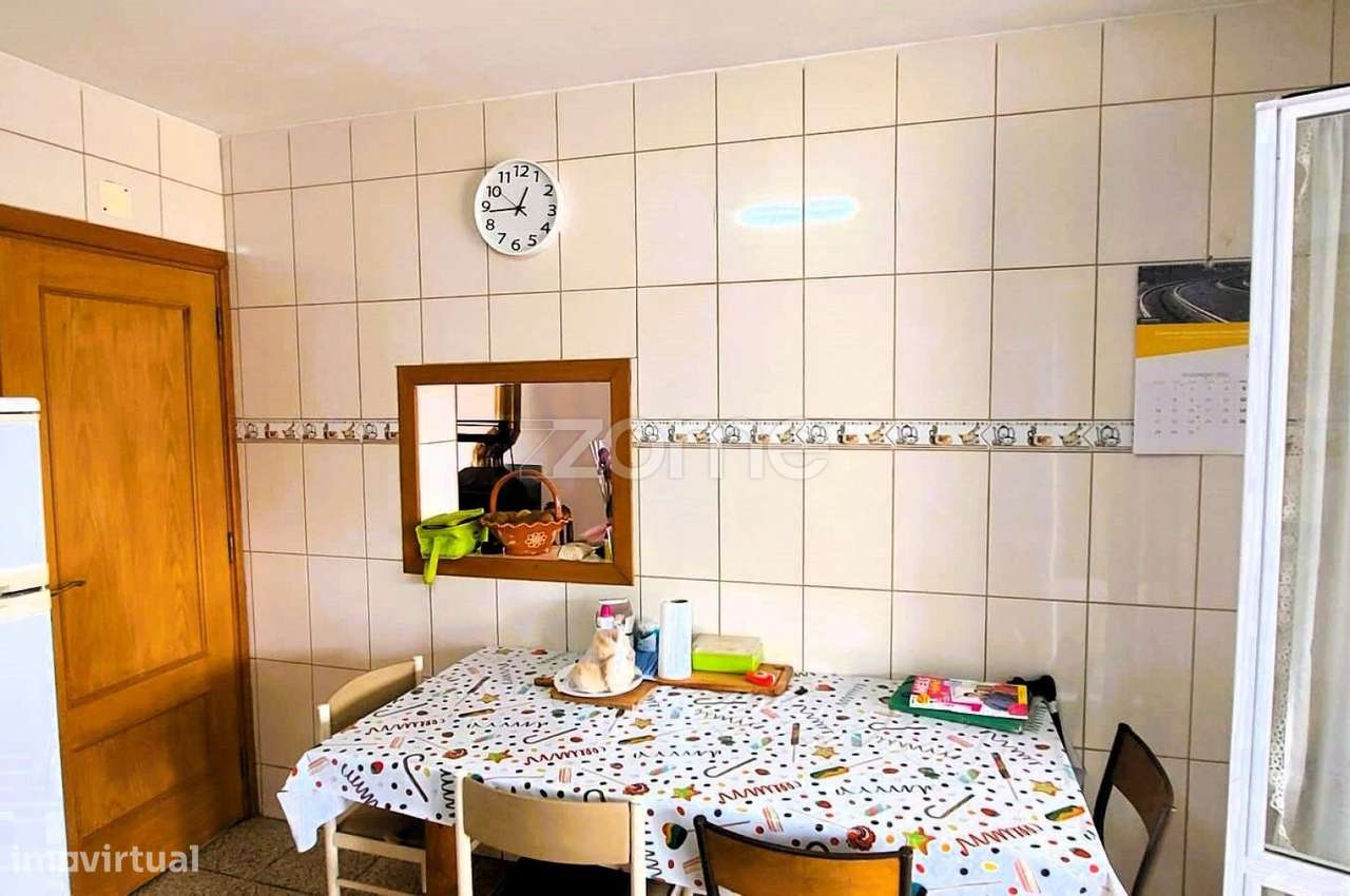 Moradia isolada em Chaves com terreno e vistas para a Cidade - Grande imagem: 4/21