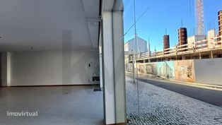 Venda de Loja espaçosa no Alboi, Aveiro - Grande imagem: 4/22
