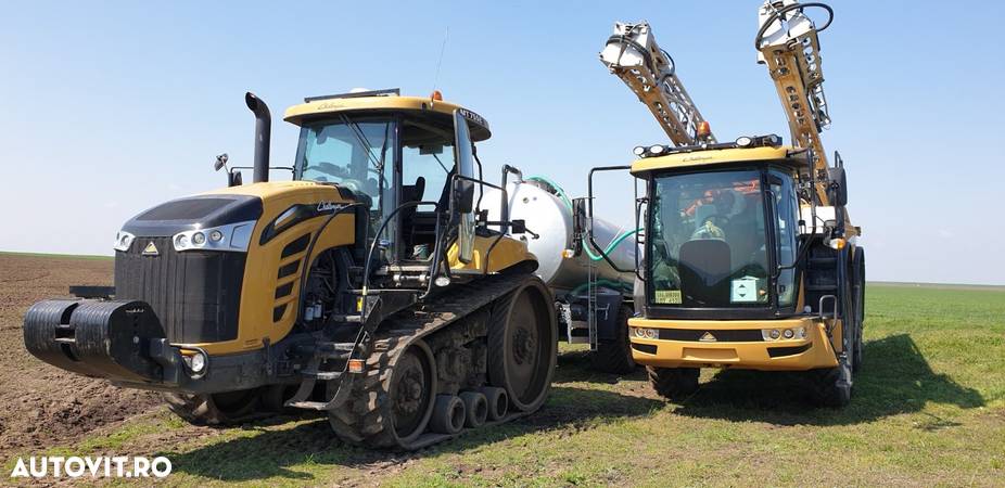 Challenger Tractor MT 755 E - 1