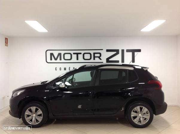 Peugeot 2008 1.2 PureTech Style - 4