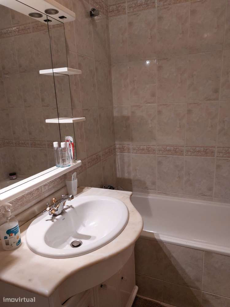 Arrenda-se T1 mobilado e equipado - Grande imagem: 4/4