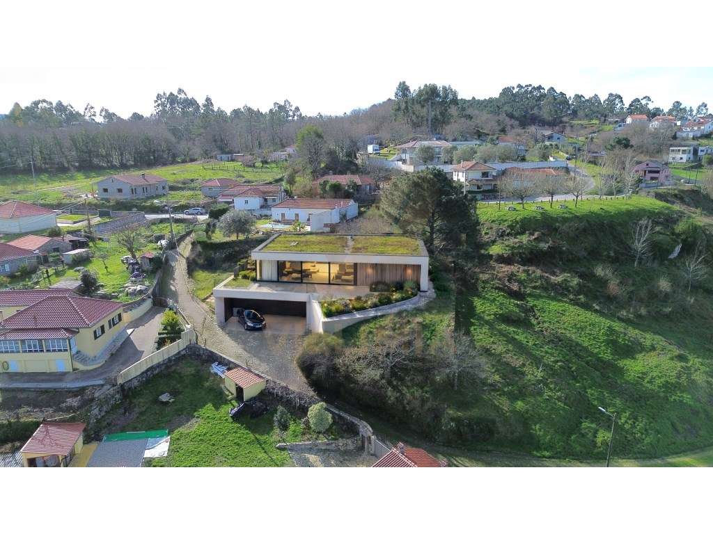 Terreno para Construção 1.100 m² com Vista Campo | Paredes de Coura - Grande imagem: 2/7