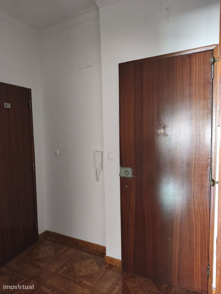 T1 Lisboa – Av. Almirante Reis, Bem Conservado, Junto ao Metro Arroios - Grande imagem: 5/15