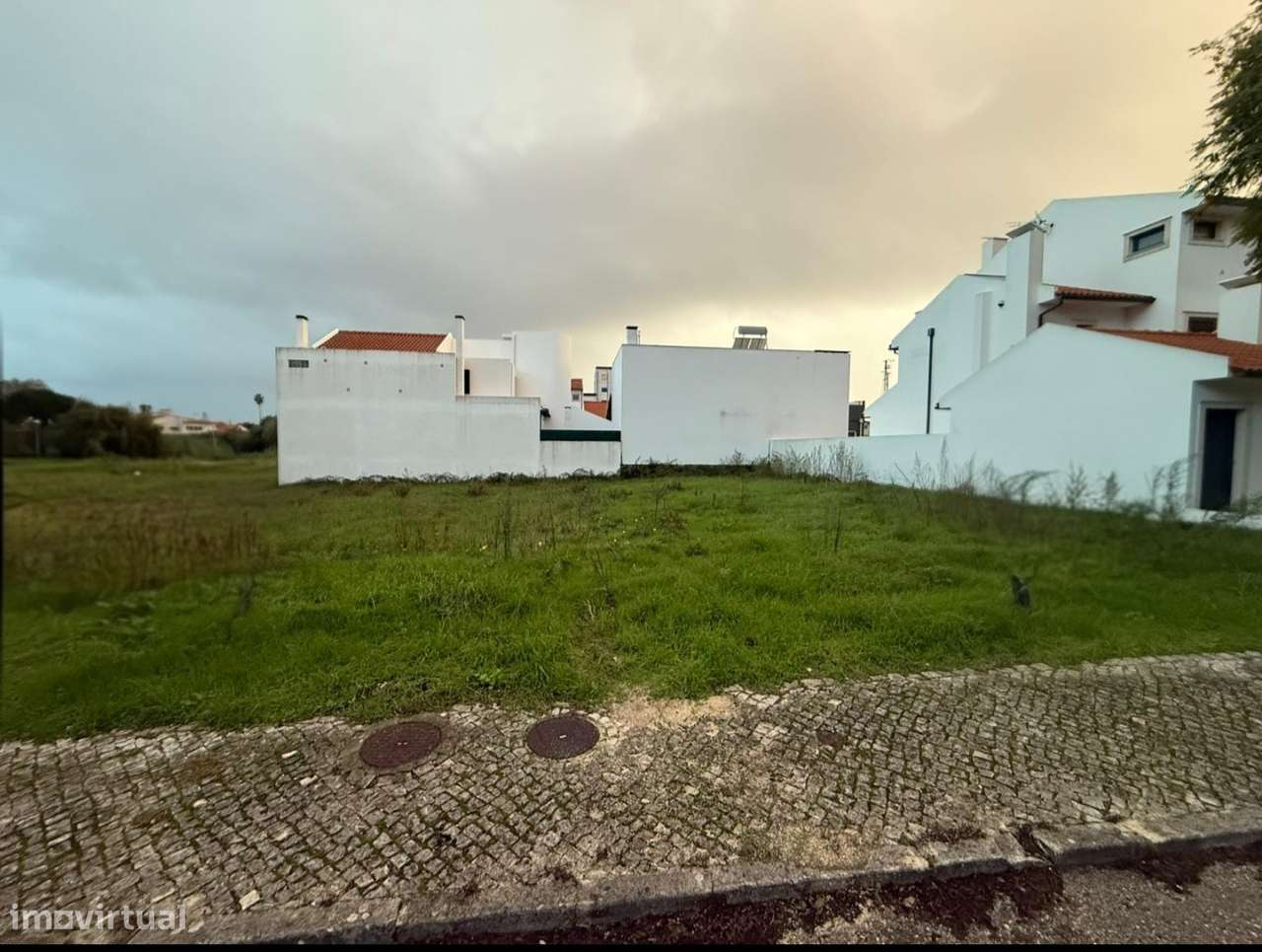 Terreno à venda na Rua da Quinta, 42. Marinha Grande. - Grande imagem: 2/3