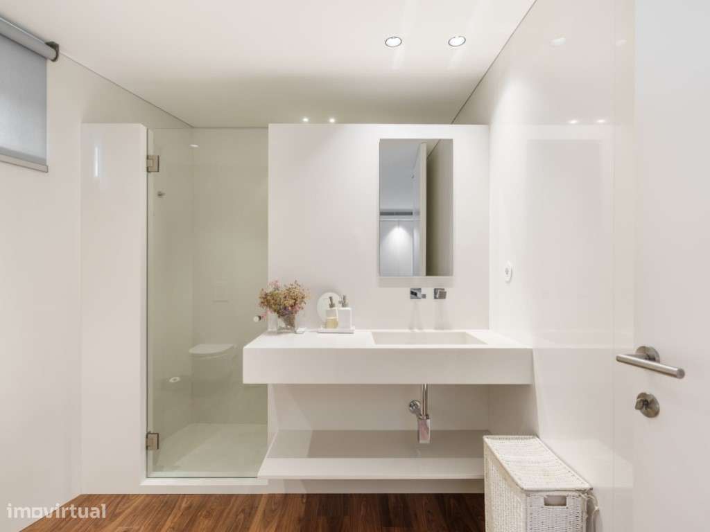 Apartamento T3 de luxo no Centro Histórico de Braga-46